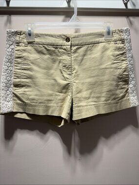 Tory Burch Cream Shorts with White Lace Trim